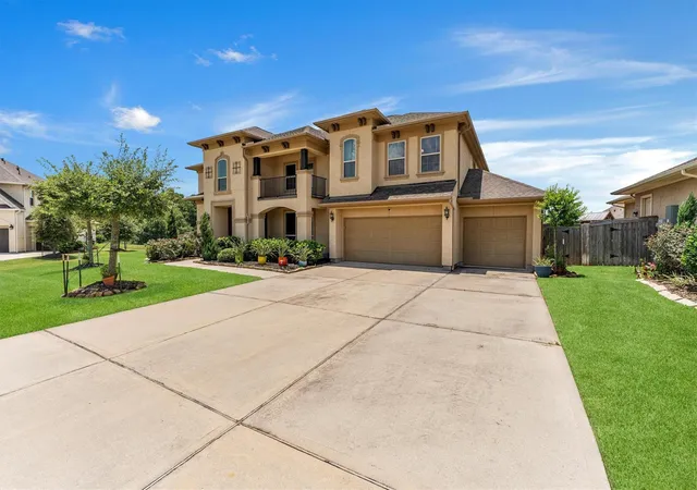 2nd image of 13330 Arbor Villa Ln, Houston, TX 77044 | MLS# 55693729