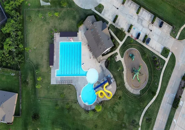 26th image of 1515 Wells Manor Ln, Missouri City, TX 77459 | MLS# 93631492