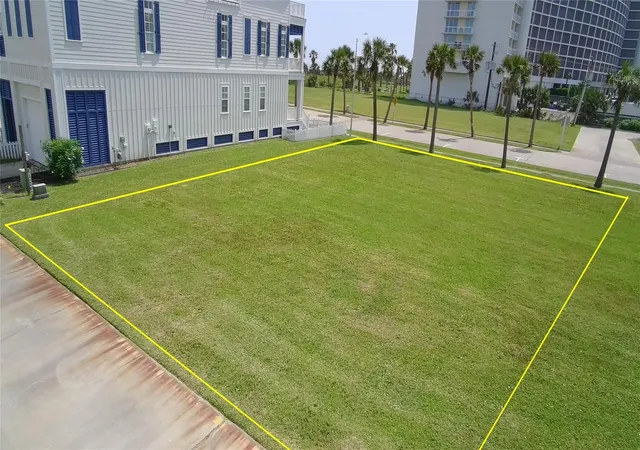 Photo 4 of Land for sale at 810 & 814 Ramsar Rd, Galveston, TX 77550 | MLS# 69824569 | Listing updated on 2026-08-25