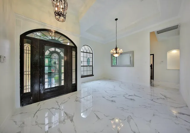 Photo 3 of Single family home for sale at 2283 Deer Cvs Trl, Kingwood, TX 77339 | MLS# 40278787 | Listing updated on 2026-09-08