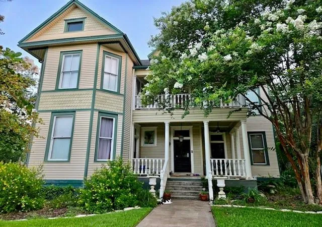1st image of 705 Teague St, Navasota, TX 77868 | MLS# 63085831