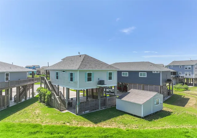 Homes for sale in Crystal Beach, TX | 3263 Hidden Gold, Crystal Beach, TX 77650 | MLS# 8531283