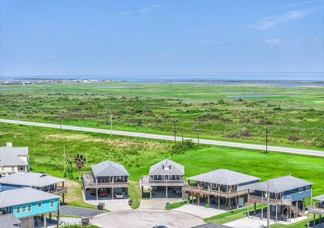 Homes for sale in Crystal Beach, TX | 3263 Hidden Gold, Crystal Beach, TX 77650 | MLS# 8531283