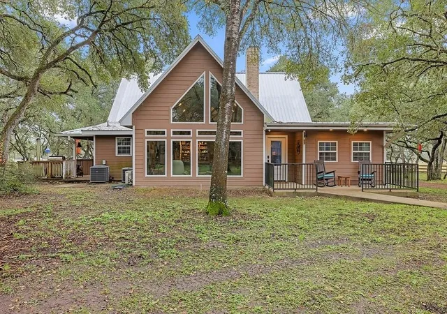 3rd image of 1131 Greak Rd, Sheridan, TX 77475 | MLS# 64136953