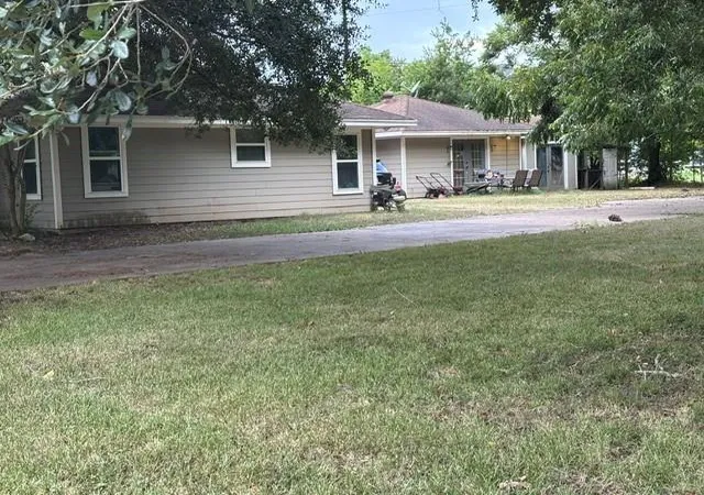 Photo 1 of Single family home for sale at 36930 Flintlock Dr, Wallis, TX 77485 | MLS# 80815747 | Listing updated on 2026-09-13