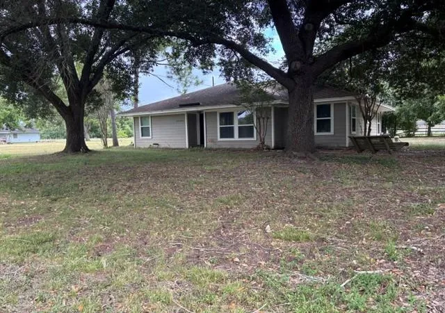 Photo 2 of Single family home for sale at 36930 Flintlock Dr, Wallis, TX 77485 | MLS# 80815747 | Listing updated on 2026-09-13