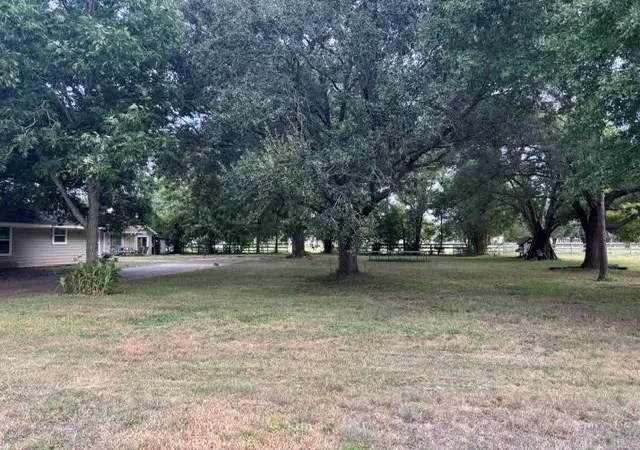 Photo 3 of Single family home for sale at 36930 Flintlock Dr, Wallis, TX 77485 | MLS# 80815747 | Listing updated on 2026-09-13