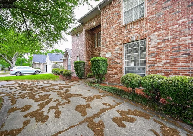 4th image of 8102 Ashley Circle Dr S, Houston, TX 77071 | MLS# 91490724