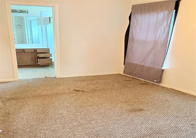 Photo 3 of Single family home for sale at 323 Annatto Ln, Crosby, TX 77532 | MLS# 27484552 | Listing updated on 2026-09-18
