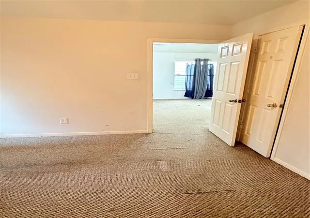 Photo 4 of Single family home for sale at 323 Annatto Ln, Crosby, TX 77532 | MLS# 27484552 | Listing updated on 2026-09-18