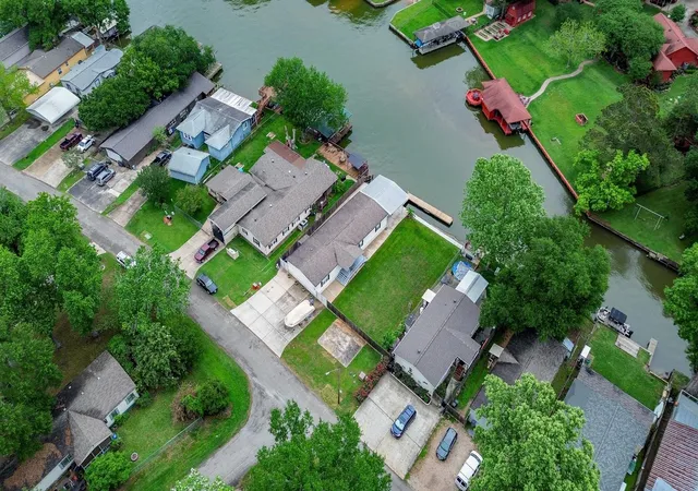 Photo 1 of Land for sale at 14184 Shadow Bay Dr, Willis, TX 77318 | MLS# 28439920 | Listing updated on 2026-04-16