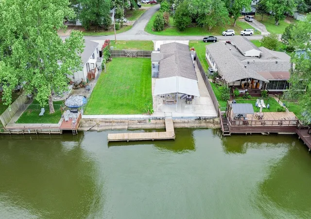 Photo 2 of Land for sale at 14184 Shadow Bay Dr, Willis, TX 77318 | MLS# 28439920 | Listing updated on 2026-04-16
