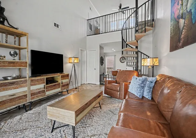 Photo 3 of Condo for sale at 7000 Seawall Blvd #634, Galveston, TX 77551 | MLS# 48937977 | Listing updated on 2026-07-25