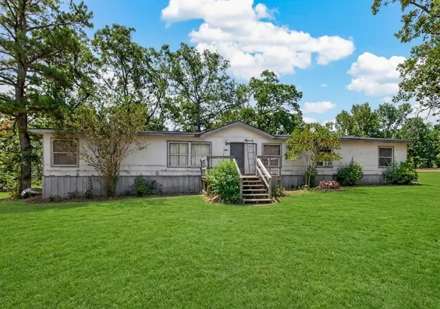 Photo 1 of Land for sale at 27 Pinedale Subd Rd, Huntsville, TX 77320 | MLS# 32620690 | Listing updated on 2026-09-11