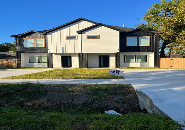 Photo 3 of Land for sale at 6908 S Hall St, Houston, TX 77028 | MLS# 37529978 | Listing updated on 2025-11-12