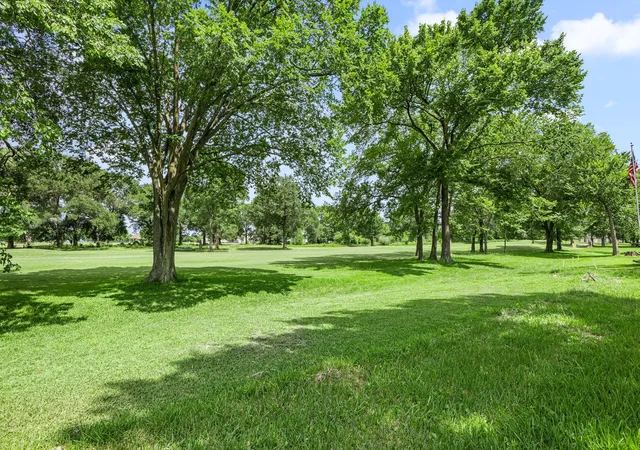 47th image of 220 Birdie Dr, Hempstead, TX 77445 | MLS# 50754968