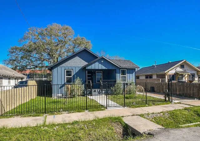 3rd image of 4407 Oats St, Houston, TX 77020 | MLS# 50511931