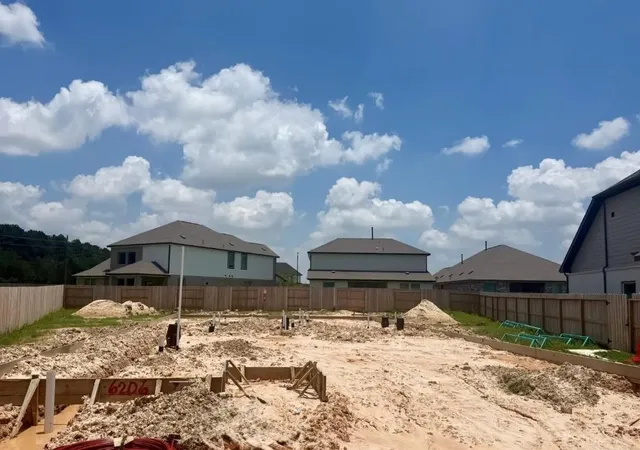 Photo 3 of Single family home for sale at 6206 Lake Chippewa Ct, Katy, TX 77493 | MLS# 78550056 | Listing updated on 2026-09-19