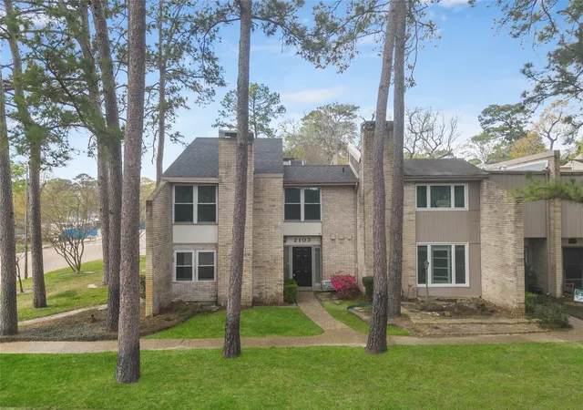 2nd image of 2103 2103 Lake Village Dr, Kingwood, TX 77339 | MLS# 32334640