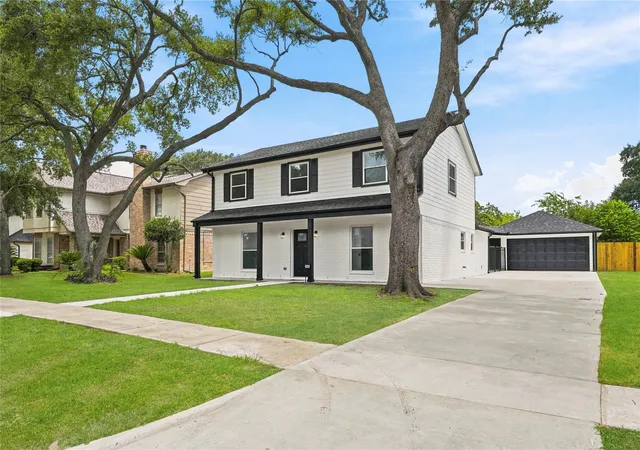 Photo 3 of Single family home for sale at 16402 Cornwall St, Jersey Village, TX 77040 | MLS# 9365406 | Listing updated on 2026-09-20