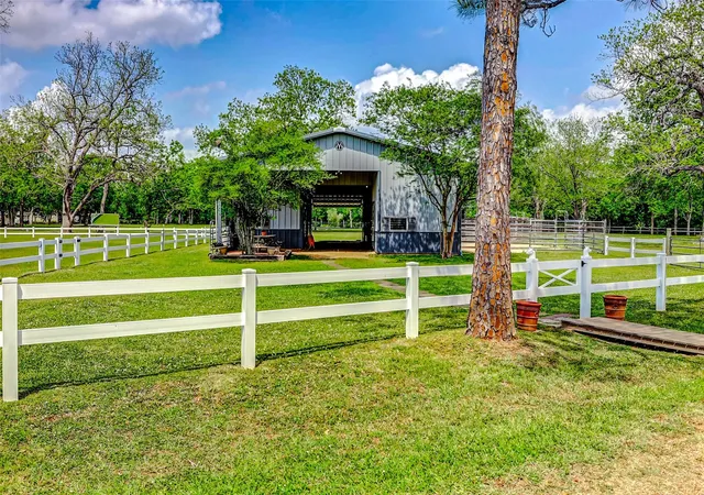 4th image of 2810 Precinct Line Rd Rd, Richmond, TX 77406 | MLS# 52818896