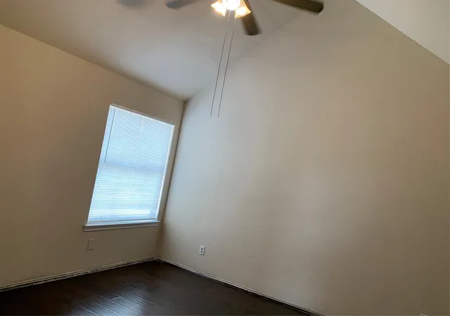 Photo 4 of Townhouse for sale at 14550 Fonmeadow Dr #1304, Houston, TX 77035 | MLS# 18529176 | Listing updated on 2026-07-18