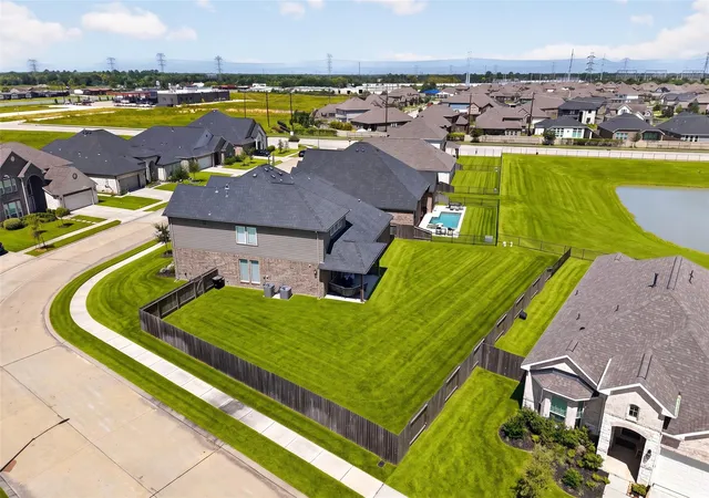 Photo 4 of Single family home for sale at 23515 Meritage Dr, Alvin, TX 77511 | MLS# 84862497 | Listing updated on 2026-07-24