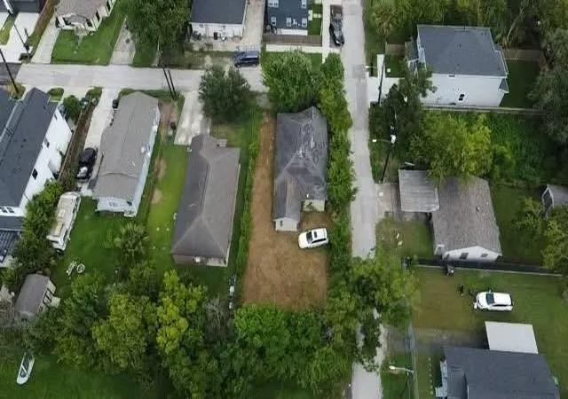 Photo 2 of Land for sale at 901 Pollard St, Houston, TX 77020 | MLS# 44798974 | Listing updated on 2026-09-04