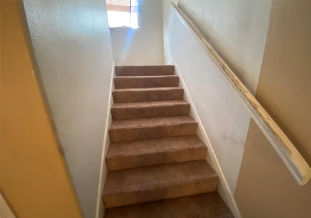 Photo 4 of Single family home for sale at 5330 Longmeadow St, Houston, TX 77033 | MLS# 40840265 | Listing updated on 2026-09-14