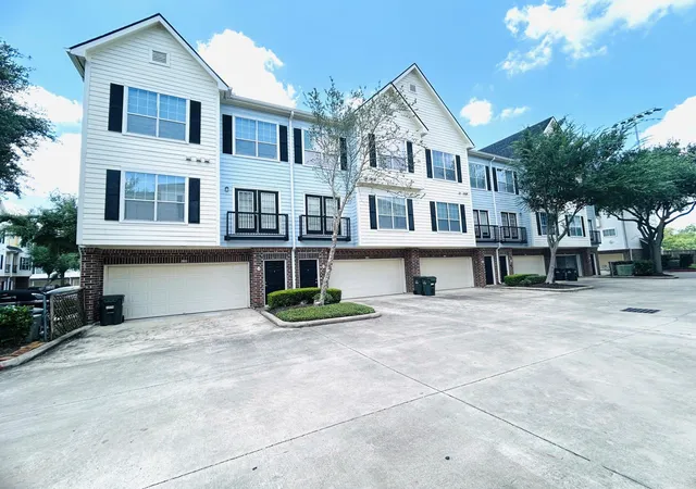 1st image of 9200 Westheimer Rd #1704, Houston, TX 77063 | MLS# 31919993