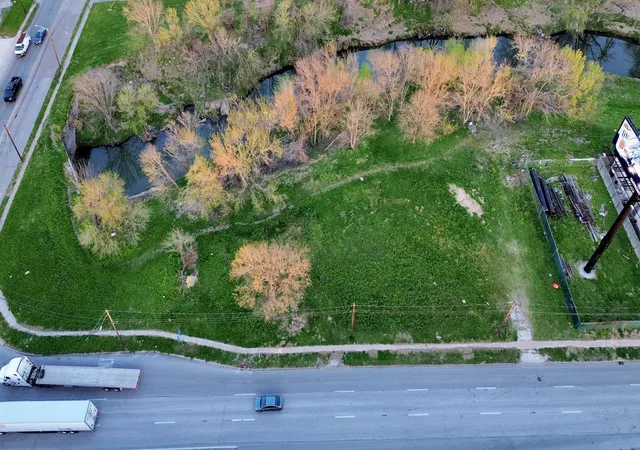 Photo 4 of Land for sale at 2636 North Fwy, Houston, TX 77009 | MLS# 10927452 | Listing updated on 2026-05-30