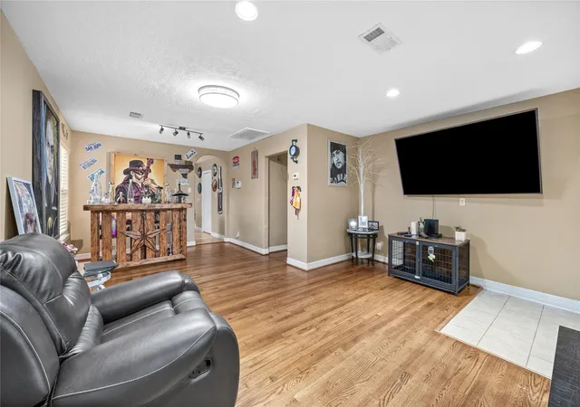 Photo 2 of Single family home for sale at 8112 Milredge St, Houston, TX 77017 | MLS# 86380576 | Listing updated on 2026-08-31