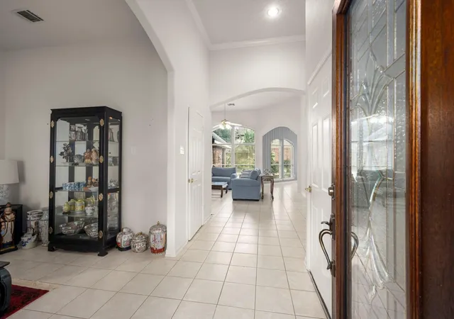 4th image of 3903 Crystal Lake Cir S, Pearland, TX 77584 | MLS# 10129119