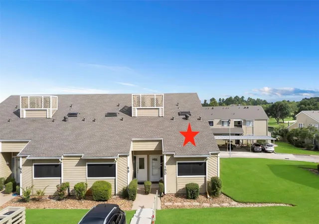 3rd image of 100 April Point Dr S, Montgomery, TX 77356 | MLS# 82703261