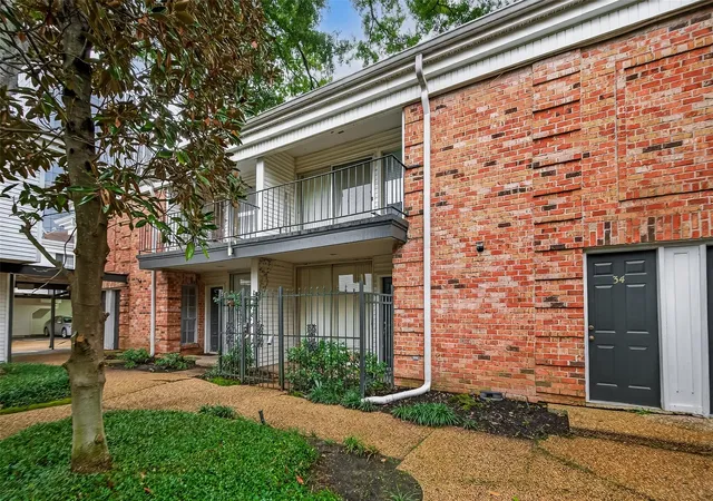 5th image of 3400 Timmons Ln #31, Houston, TX 77027 | MLS# 52761015
