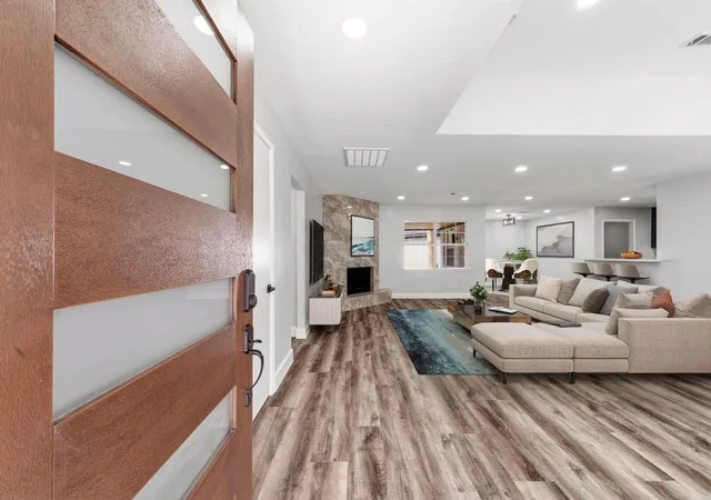 Photo 3 of Single family home for sale at 5411 Ariel St, Houston, TX 77096 | MLS# 30714295 | Listing updated on 2026-09-19