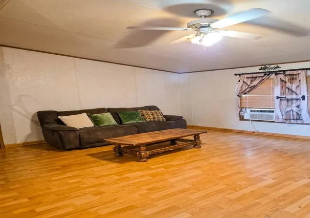 Homes for sale in Scurry, TX | 5022 Timarron Dr, Scurry, TX 75158 | MLS# 52377675