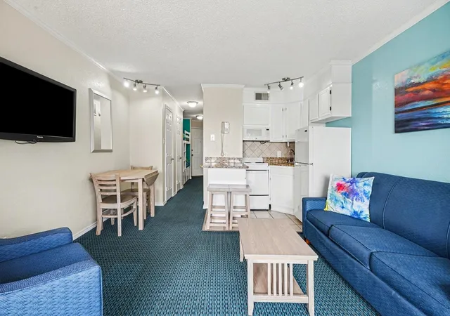 Photo 4 of Condo for sale at 6102 Seawall Blvd #157, Galveston, TX 77551 | MLS# 11344251 | Listing updated on 2026-10-10
