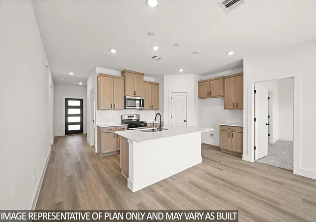 Photo 2 of Single family home for sale at 15906 Maybelle St, Montgomery, TX 77316 | MLS# 21556577 | Listing updated on 2026-09-15