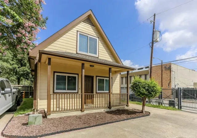 1st image of 1310 Dennis St, Houston, TX 77004 | MLS# 3030888