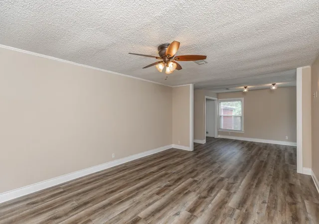 4th image of 4205 N Tram Rd, Vidor, TX 77662 | MLS# 13048309