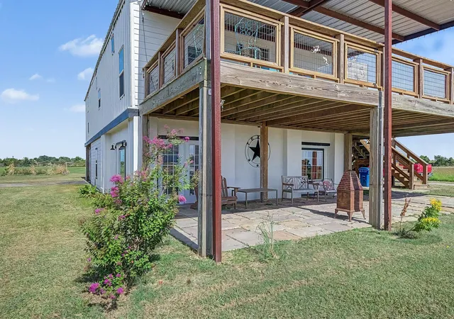 2nd image of 201 Turtle Bay Cvs, Palacios, TX 77465 | MLS# 25669953