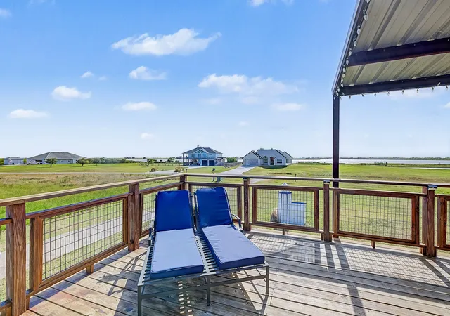 Photo 4 of Single family home for sale at 201 Turtle Bay Cvs, Palacios, TX 77465 | MLS# 25669953 | Listing updated on 2026-10-10