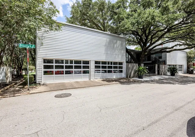 4th image of 1219 Banks St #1, Houston, TX 77006 | MLS# 39070748