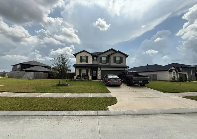 Photo 1 of Single family home for sale at 927 Alaska Cedar Dr, Crosby, TX 77532 | MLS# 8771237 | Listing updated on 2026-09-17