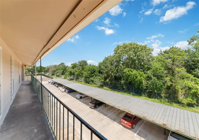 Homes for sale in Houston, TX | 3770 Lovers Wood Ln #709, Houston, TX 77014 | MLS# 89941078