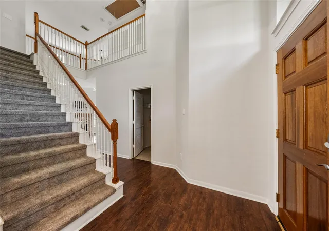 3rd image of 12018 Piney Bend Dr, Tomball, TX 77375 | MLS# 75248810