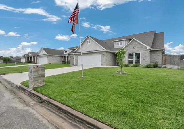 4th image of 309 Saddle Brook Dr, Lufkin, TX 75904 | MLS# 79481225