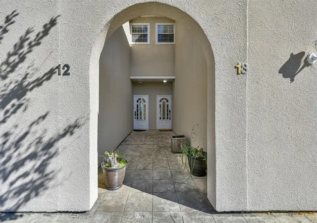 Photo 3 of Townhouse for sale at 13 Regency Point, Montgomery, TX 77356 | MLS# 44849338 | Listing updated on 2026-07-25