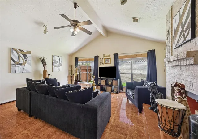 3rd image of 1419 Willow Wisp Dr, Missouri City, TX 77489 | MLS# 50630326